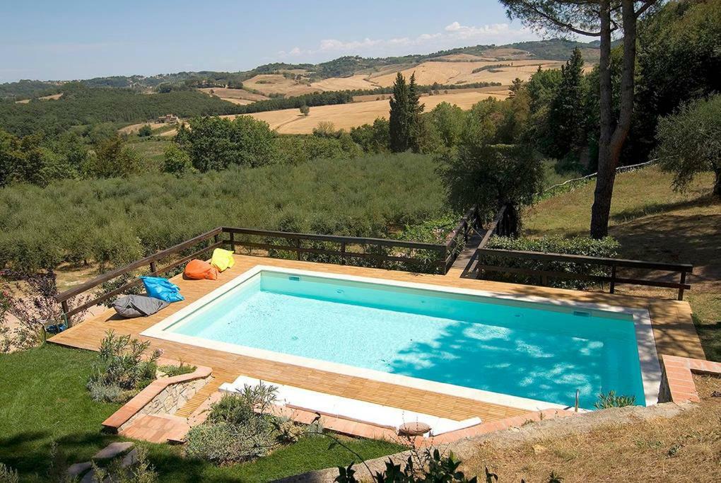 Stunning Country House Overlooking Tuscany Hills Lorenzana Buitenkant foto